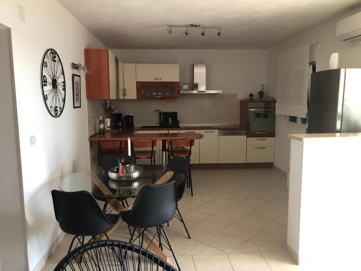 Holiday Home - Apartment Carmen Sevid Buitenkant foto